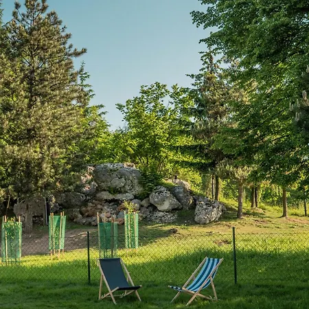 Pod Straznica * Lutowiec
